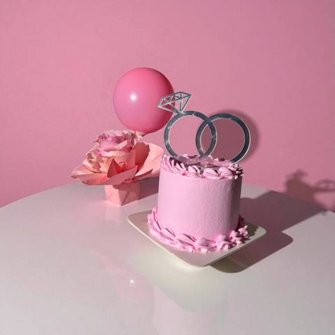 Silver Couple Ring Cake