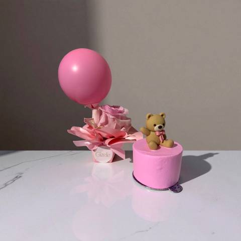 Teddy's Sweet Pink Cake