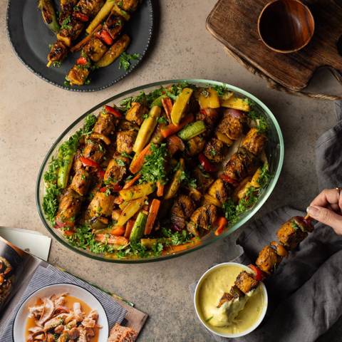 أسياخ الدجاج بالخضروات