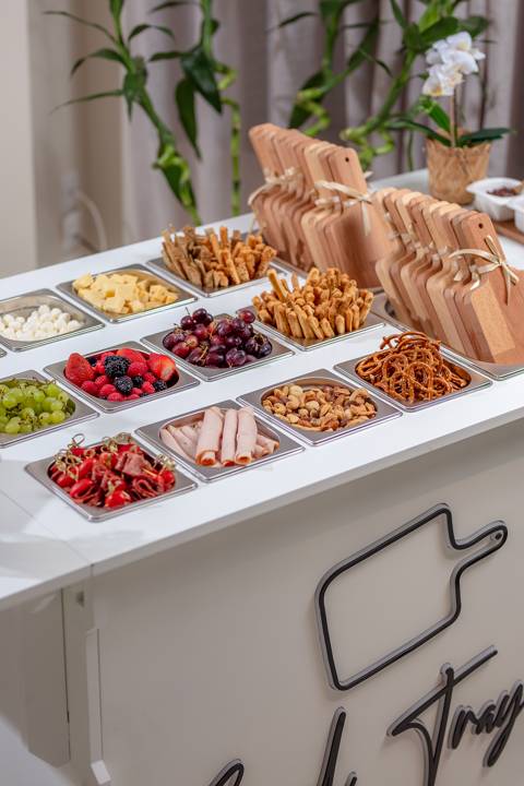 Social Tray